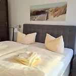 2 Im Haus Am Mit Terrasse Und Wintergarten *