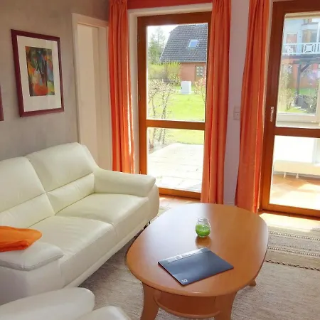 2 Im Haus Am Mit Terrasse Und Wintergarten Apartament *
